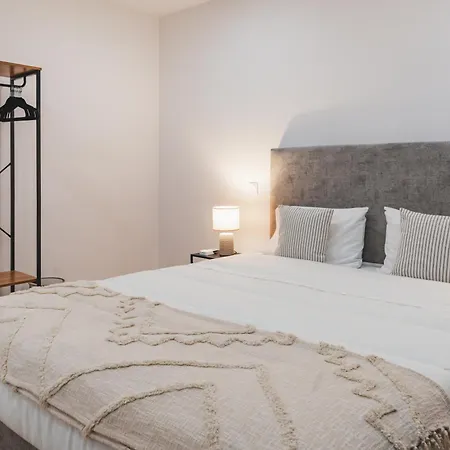 Santana's Flat *